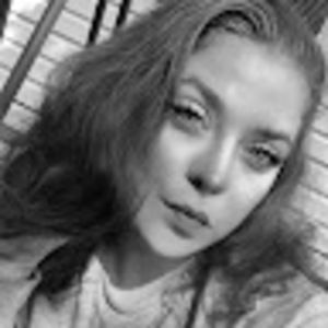 Meet your Posher, Deanna